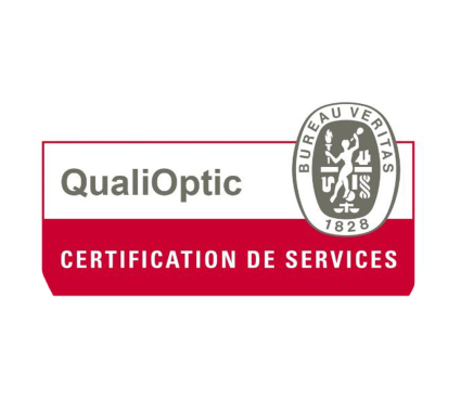 Logo QualiOptic, organisme de certification de services pour les centres de santé visuelle Écouter Voir.
