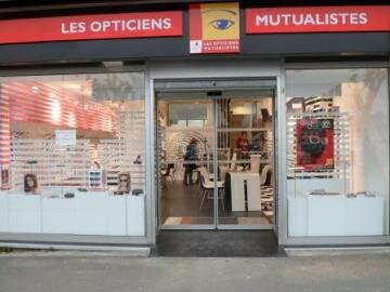 Vue extérieure magasin Optique Landivisiau